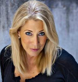 Women in Podcasting: Interview with Kelly Mitchell