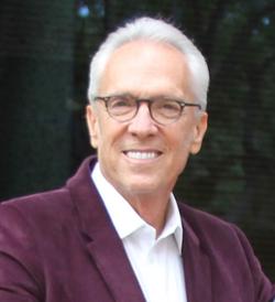 Norm Pattiz of PodcastOne: 'We were looking at acquiring Stitcher.' - PCN Show 008